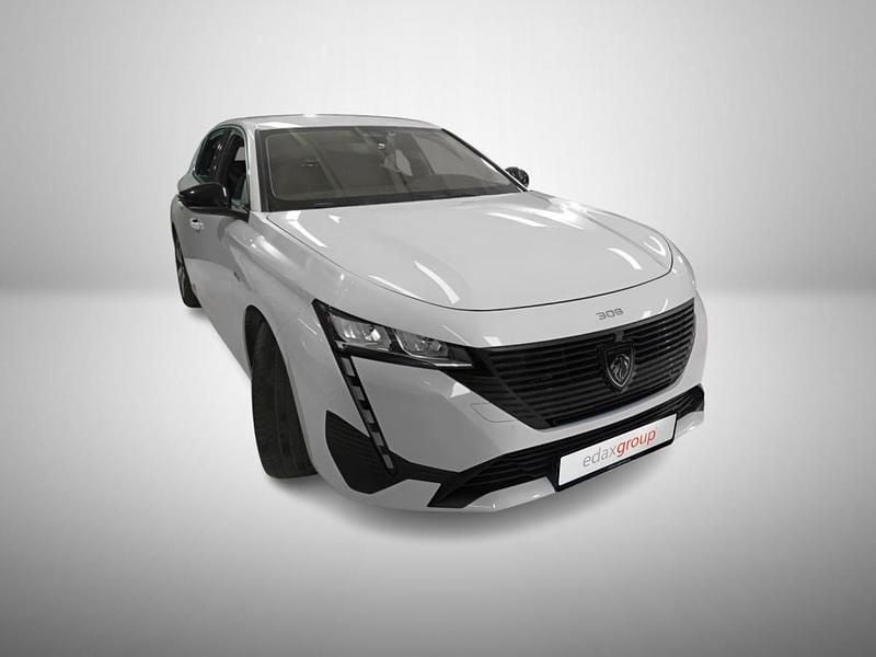 Branco Usado 2023 Peugeot 308 Active | € 27.990 (Bom preço) - Imagem 1/4