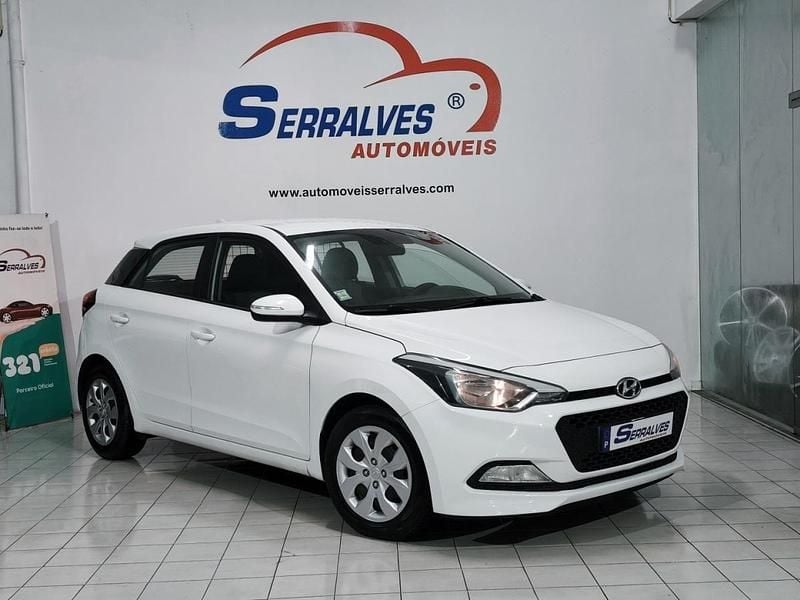 Usado Hyundai i20 75 HP (55 kW) 2016 Branco