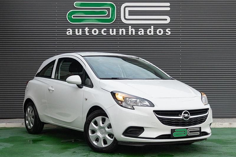Branco Usado 2017 Opel Corsa Citadino | € 7.750 (Preço justo) - Imagem 1/4