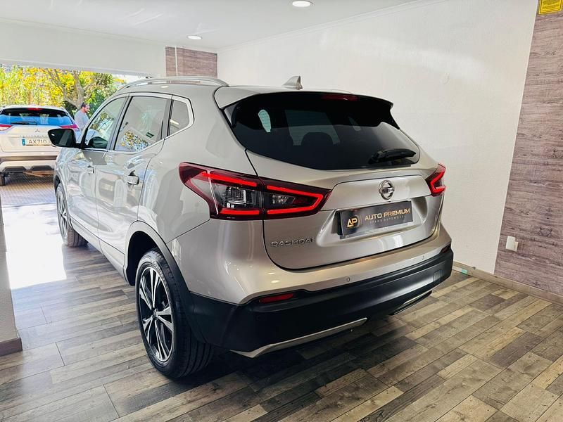 Usado Nissan Qashqai N-Connecta 158 HP (116 kW) 2021 Cinza SUV