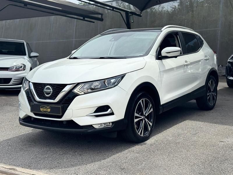 Branco Usado 2018 Nissan Qashqai Acenta SUV | € 21.900 (Caro) - Imagem 1/4