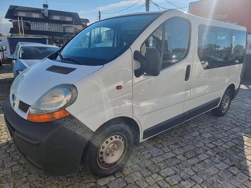 Branco Usado 2006 Renault Trafic Van | € 8.999 - Imagem 1/4