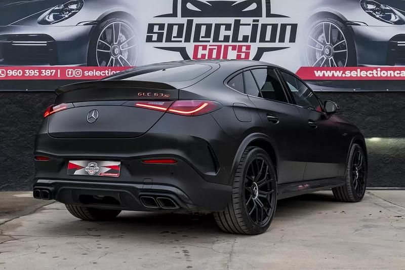Usado Mercedes GLC63 AMG AMG 680 HP (500 kW) 2024 Preto Coupé