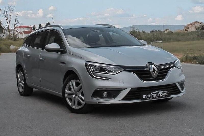 Cinza Usado 2019 Renault Mégane GrandTour Zen Carrinha | € 13.250 (Preço justo) - Imagem 1/4