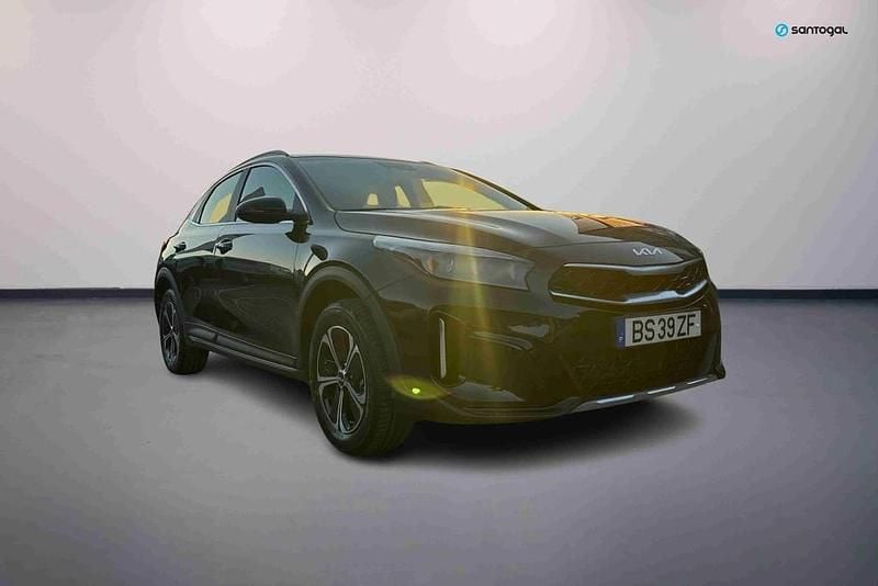 Cinzento Novo 2024 Kia XCeed SUV | € 37.206 - Imagem 1/4