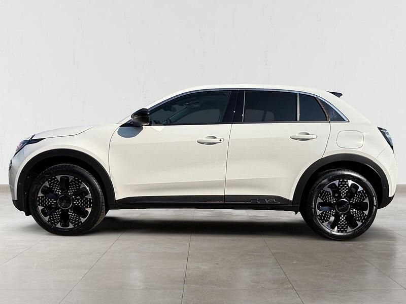 Usado Fiat 600 La Prima 145 HP (106 kW) 2025 Branco SUV