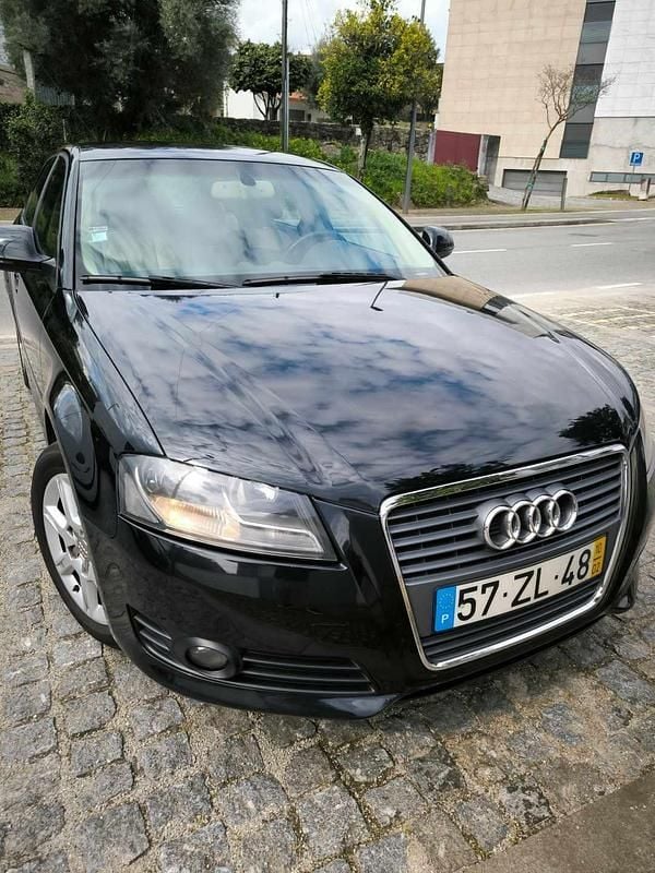 Usado Audi A3 105 HP (77 kW) 2010 Preto Citadino