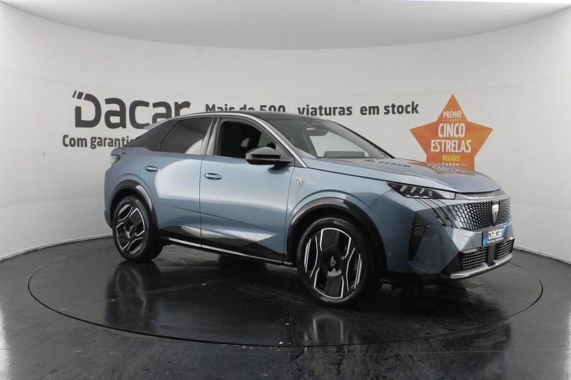 Usado Peugeot e-3008 GT 156 kW (213 HP) 2024 Azul SUV