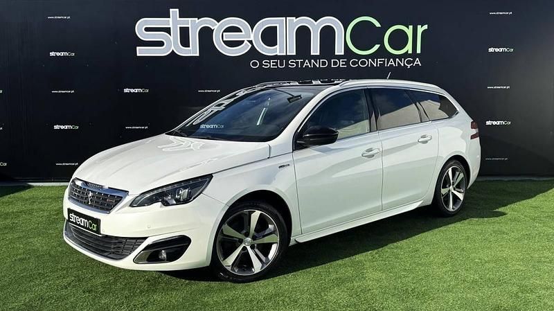 Branco Usado 2015 Peugeot 308 SW Carrinha | € 12.900 (Preço justo) - Imagem 1/4