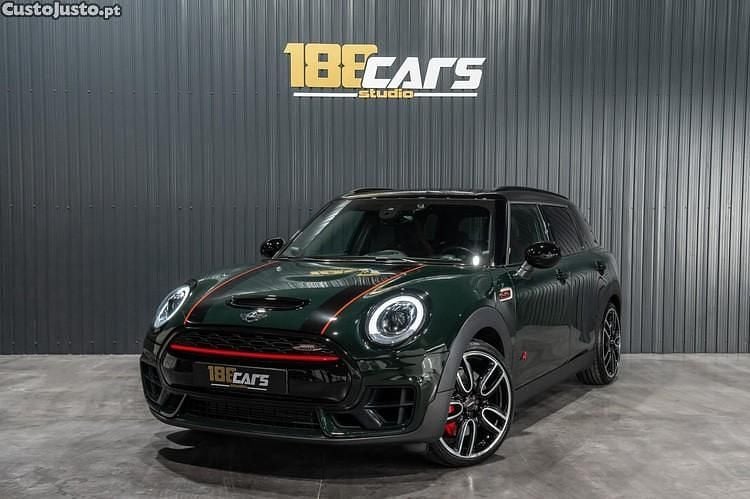 Usado Mini John Cooper Works Clubman 231 HP (169 kW) 2017 Verde Carrinha