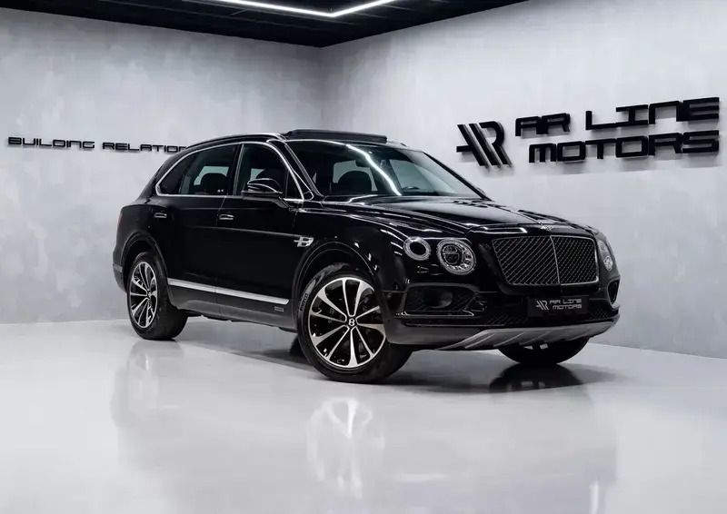 Preto Usado 2017 Bentley Bentayga SUV | € 139.950 - Imagem 1/4