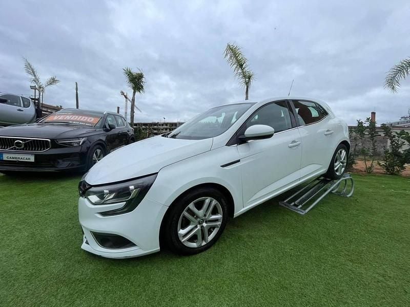 Branco Usado 2017 Renault Mégane IV | € 8.900 (Preço justo) - Imagem 1/4