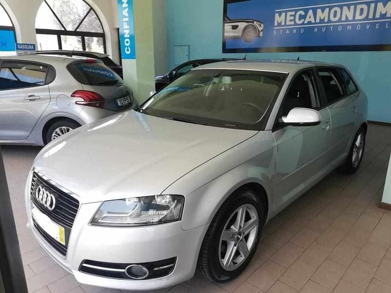 Cinzento Usado 2012 Audi A3 | € 11.500 - Imagem 1/4