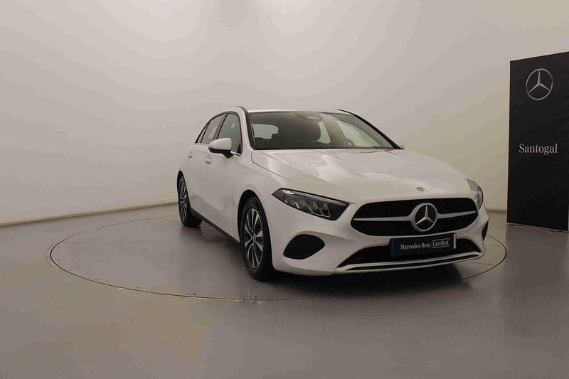 Outro Usado 2024 Mercedes A200 Sedan | € 29.950 (Super Preço) - Imagem 1/4