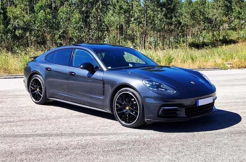 Usado Porsche Panamera 421 HP (309 kW) 2017 Cinzento Citadino