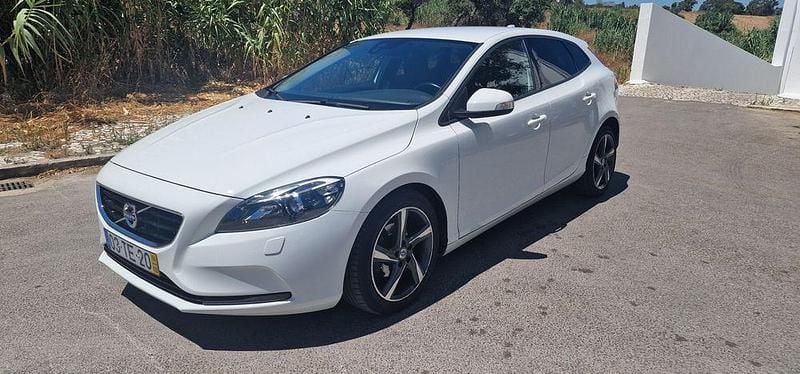 Usado 2014 Volvo V40 Carrinha | € 10.999 (Bom preço) - Imagem 1/4