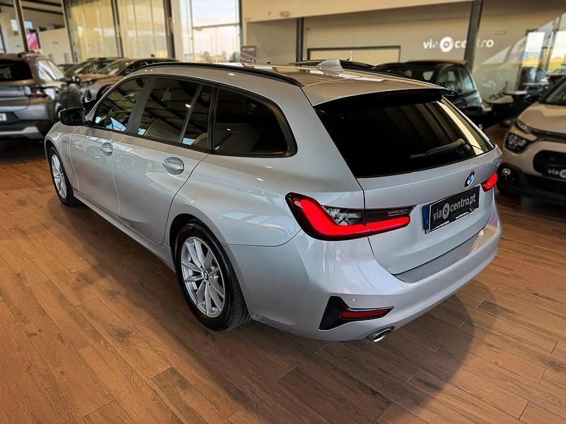 Usado BMW 320e 204 HP (150 kW) 2021 Cinza prata Carrinha