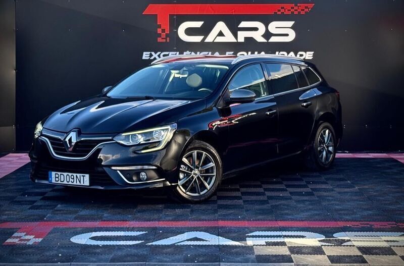 Preto Usado 2018 Renault Mégane IV LIMITED Sedan | € 16.900 (Caro) - Imagem 1/4