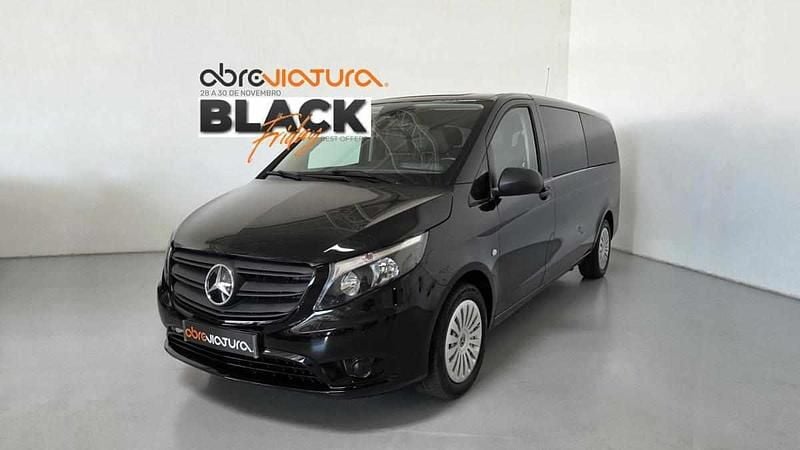 Usado Mercedes Vito 163 HP (119 kW) 2023 Preto Van