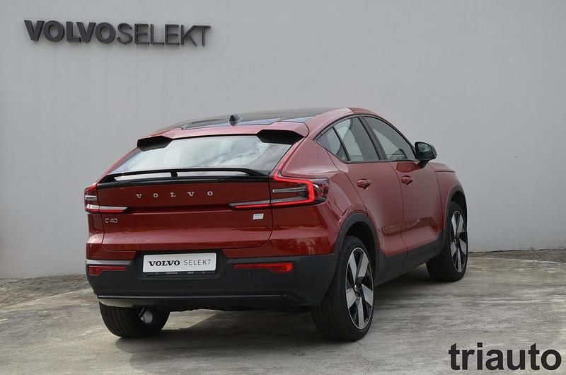 Usado Volvo C40 Plus 169 kW (231 HP) 2023 Prata dawn SUV