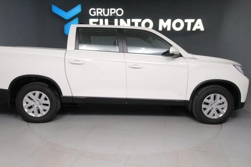 Branco Usado 2025 Ssangyong (KGM) Musso Sedan | € 37.990 - Imagem 1/4
