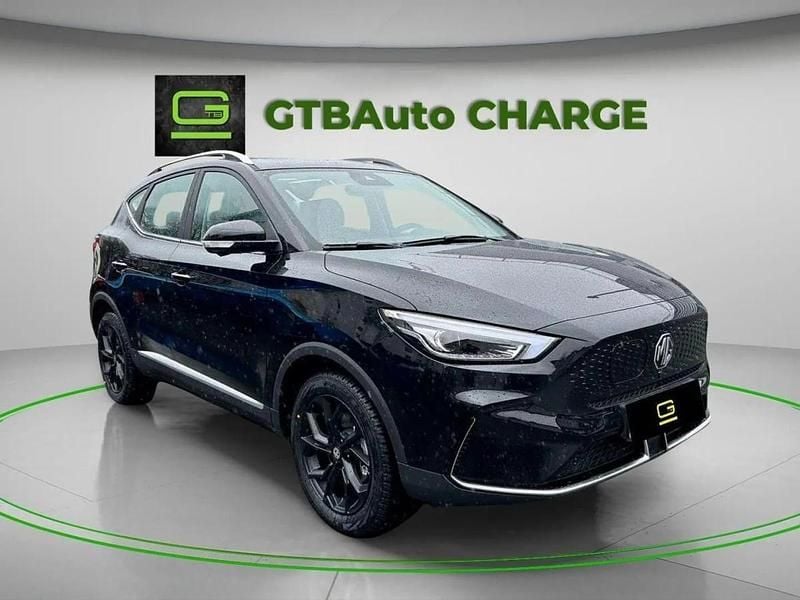 Preto Usado 2023 MG ZS Luxury Sedan | € 32.900 - Imagem 1/1