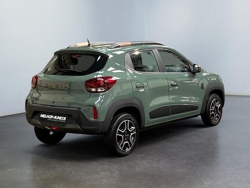 Usado Dacia Spring Extreme 47 kW (65 HP) 2024 Verde Citadino