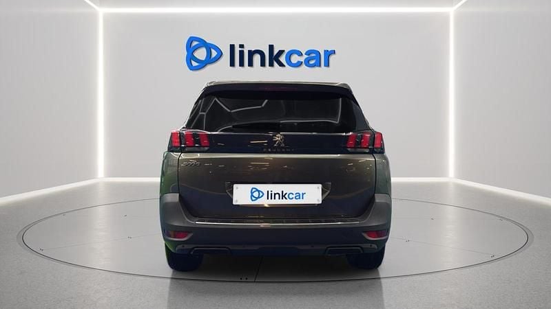 Usado Peugeot 5008 130 HP (95 kW) 2020 Azul SUV