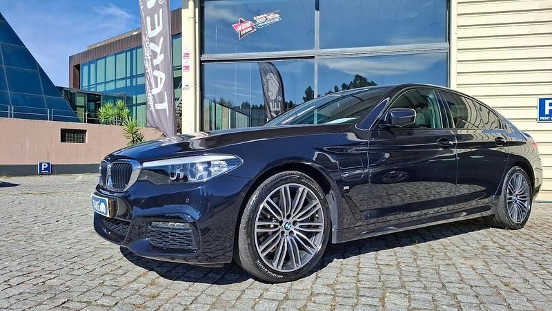 Branco Usado 2018 BMW 530e iPerformance Sedan | € 28.500 (Caro) - Imagem 1/4