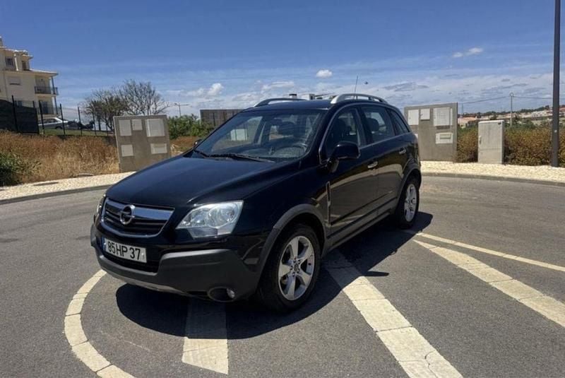 Usado 2009 Opel Antara SUV | € 10.500 - Imagem 1/4