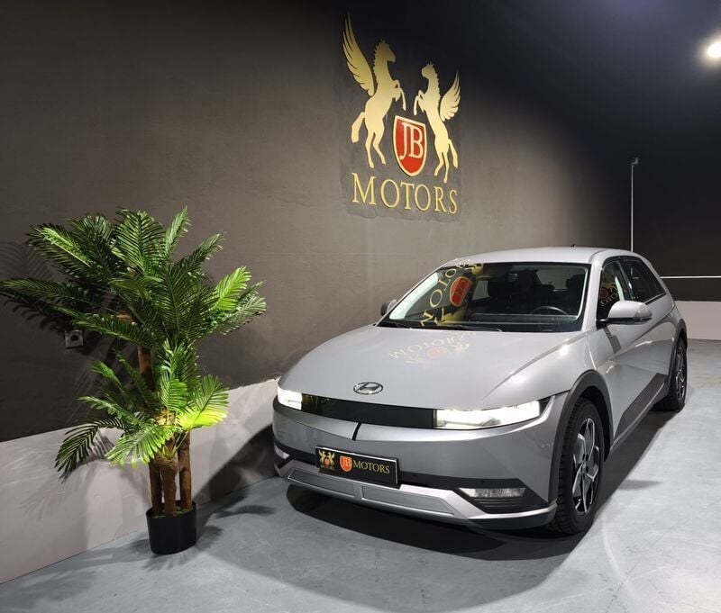 Cinza Usado 2021 Hyundai Ioniq 5 Premium SUV | € 26.900 (Bom preço) - Imagem 1/4