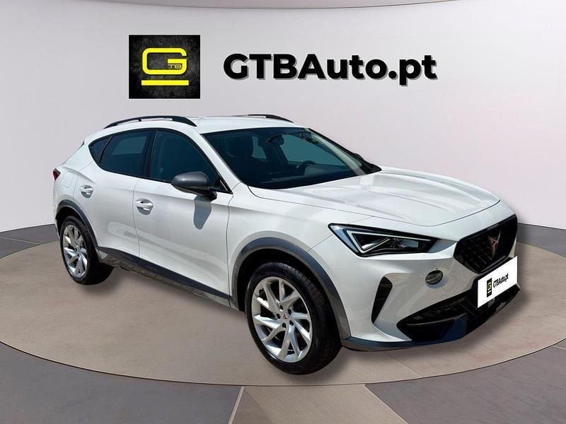 Branco Usado 2022 Cupra Formentor SUV | € 27.499 (Preço justo) - Imagem 1/4