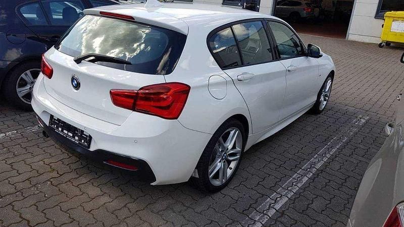 Usado 2015 BMW 118 M Performance Citadino | € 23.000 (Caro) - Imagem 1/4
