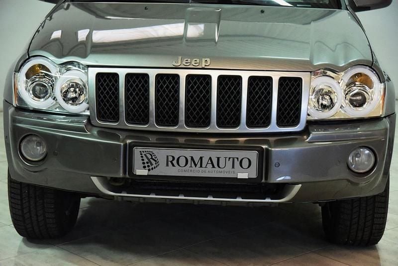 Usado Jeep Grand Cherokee Overland 218 HP (160 kW) 2007 Cinza SUV