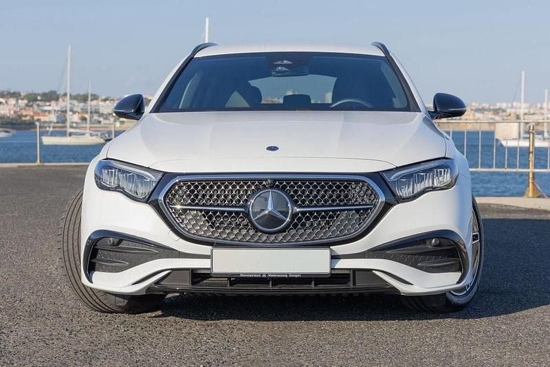 Usado 2024 Mercedes E300 Sedan | € 51.990 (Super Preço) - Imagem 1/4