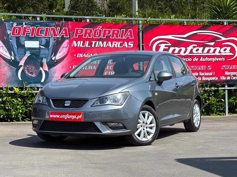 Cinza Usado 2013 Seat Ibiza Reference | € 9.950 (Caro) - Imagem 1/4