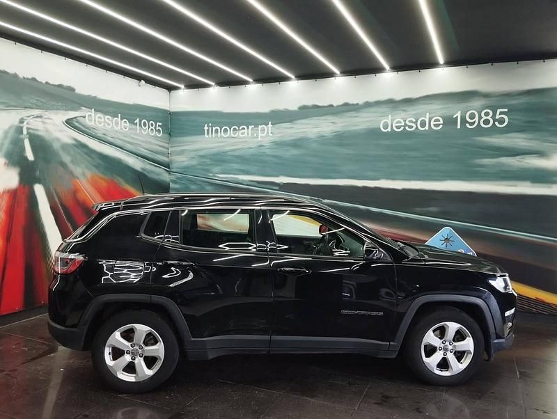 Usado Jeep Compass 120 HP (88 kW) 2019 Preto SUV