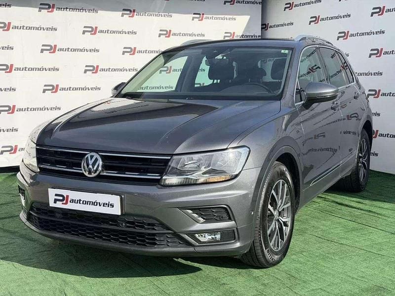 Usado VW Tiguan 150 HP (110 kW) 2017 Cinzento SUV