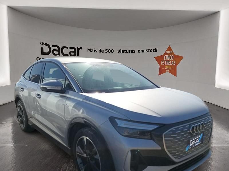 Cinza Usado 2022 Audi e-tron S-Line SUV | € 33.599 - Imagem 1/4