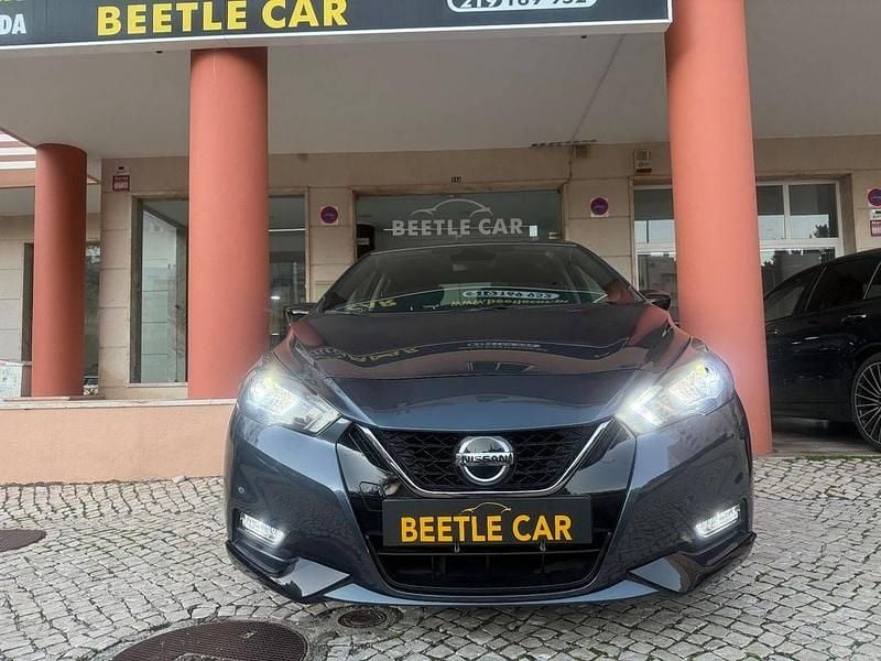 Usado Nissan Micra 92 HP (67 kW) 2022 Cinzento Citadino