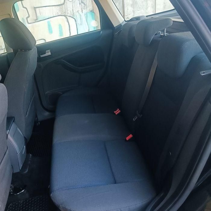 Usado Ford Focus 110 HP (80 kW) 2006 Sedan