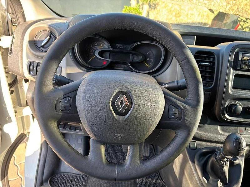 Usado Renault Trafic 90 HP (66 kW) 2014 Branco Monovolume