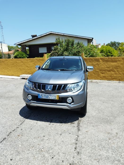 Usado 2019 Mitsubishi L200 Instyle Pickup | € 32.500 - Imagem 1/4