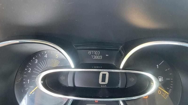 Usado Renault Clio GrandTour 90 HP (66 kW) 2013 Preto Carrinha