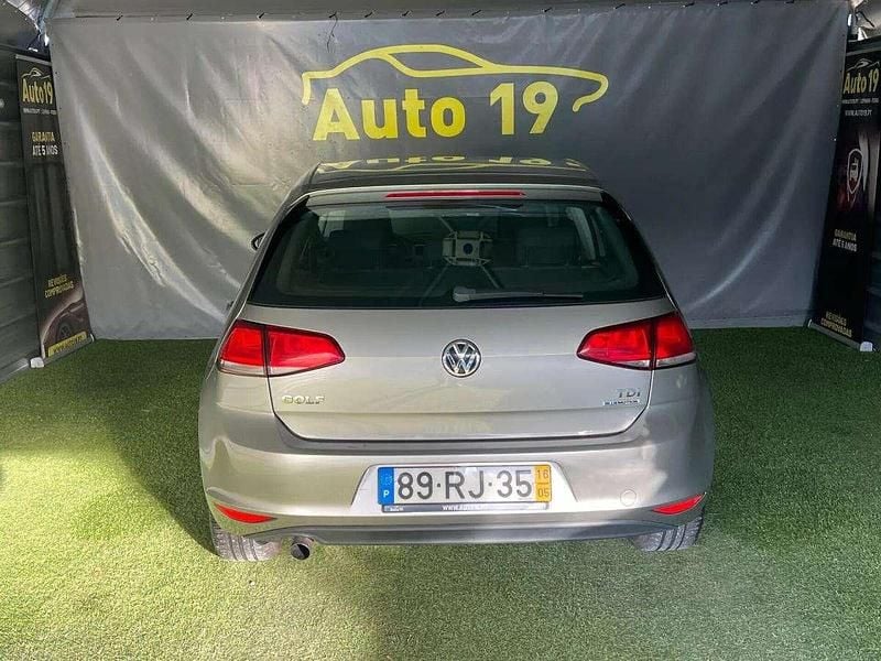 Usado VW Golf VII 110 HP (80 kW) 2016 Cinzento