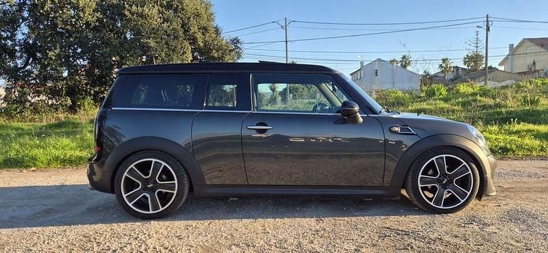 Usado Mini Cooper SD Clubman 143 HP (105 kW) 2011 Carrinha