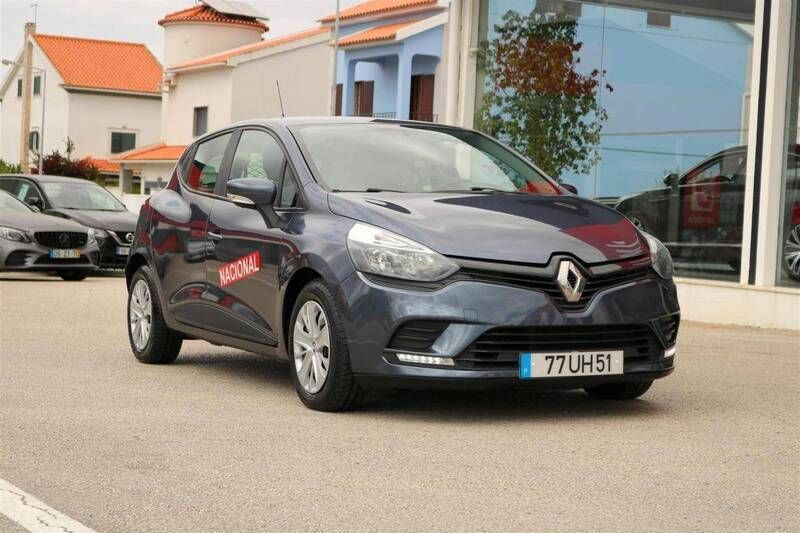 Usado Renault Clio IV Zen 75 HP (55 kW) 2018 Outra Van
