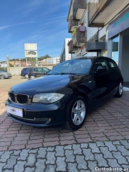 Preto Usado 2012 BMW 118 Citadino | € 11.900 (Preço justo) - Imagem 1/1