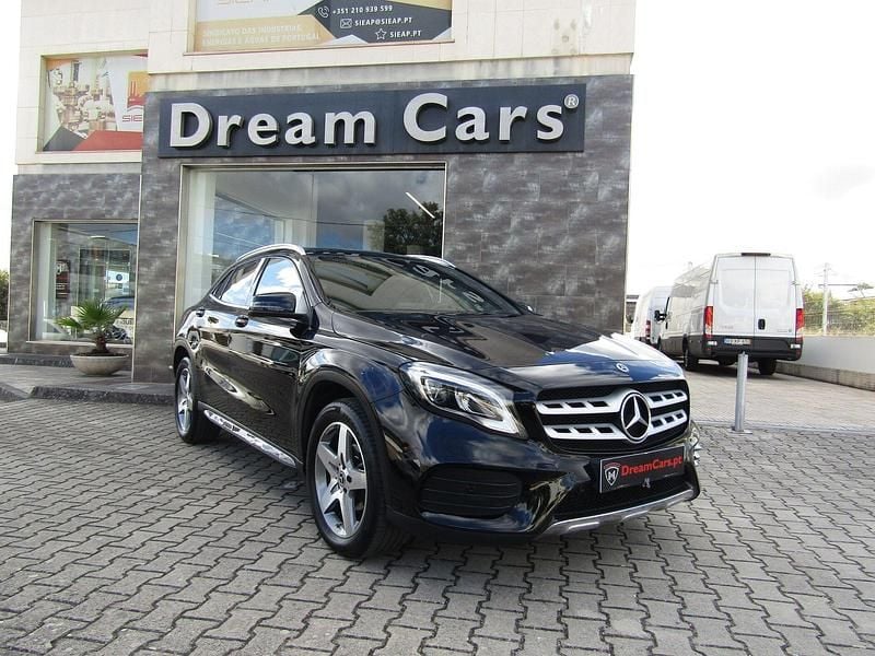 Preto Usado 2018 Mercedes GLA200 AMG line SUV | € 28.999 (Preço elevado) - Imagem 1/4