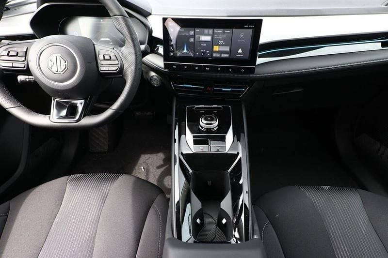 Preto Novo 2025 MG MG5 EV Carrinha | € 24.900 (Preço justo) - Imagem 1/1